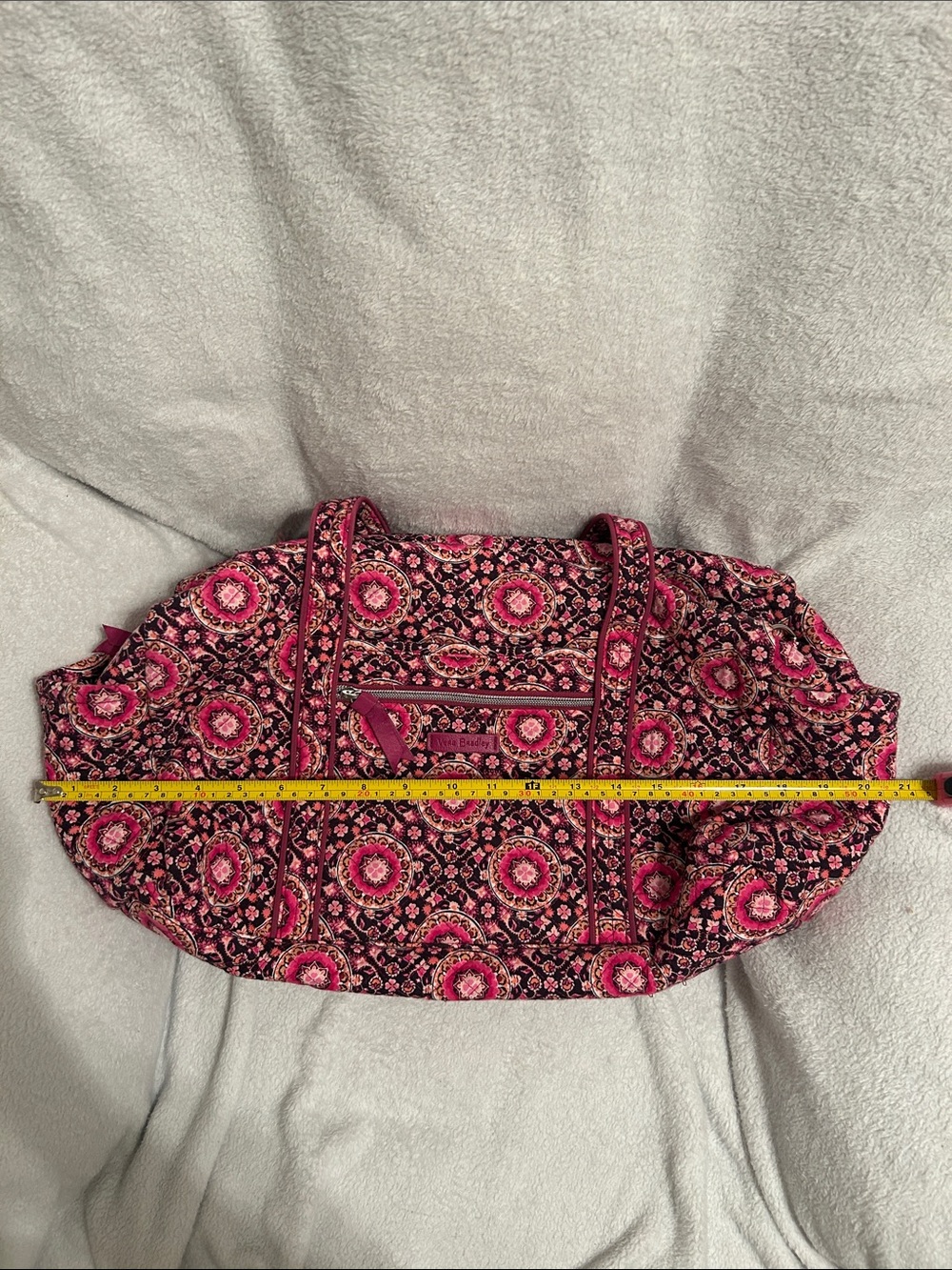 Vera Bradley Hot Pink Paisley Quilted Travel Bag - Picture 9 of 10